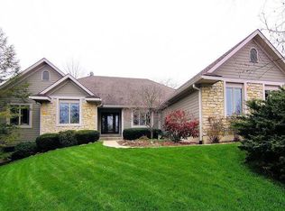 1936 Greentree Rd, Lebanon, OH 45036