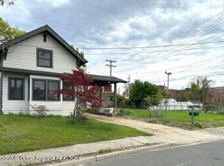 406 Lake Dr, Allenhurst, NJ 07711