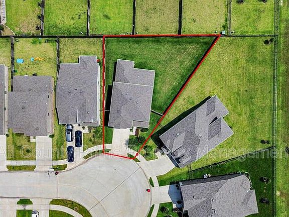 5th image of 1325 Grass Bend Dr