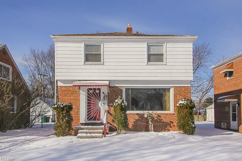 5626 South Blvd photo 1