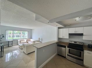 251 SE 6th Ave APT 3, Pompano Beach, FL 33060