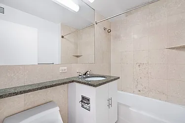 Rented by Hakimian Management