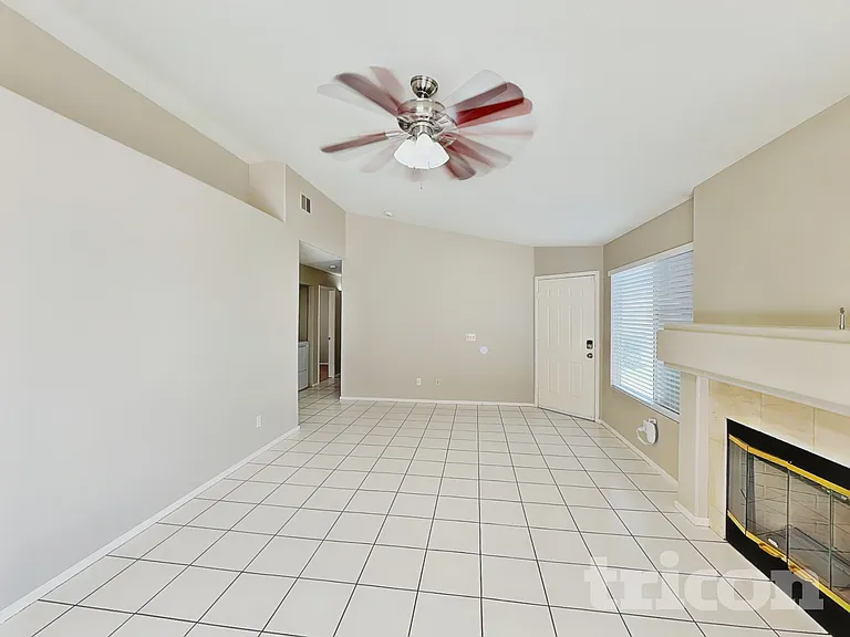 5703 Roundrock Dr — Photo 4