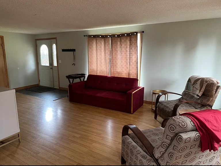 124 Chena St — Photo 4