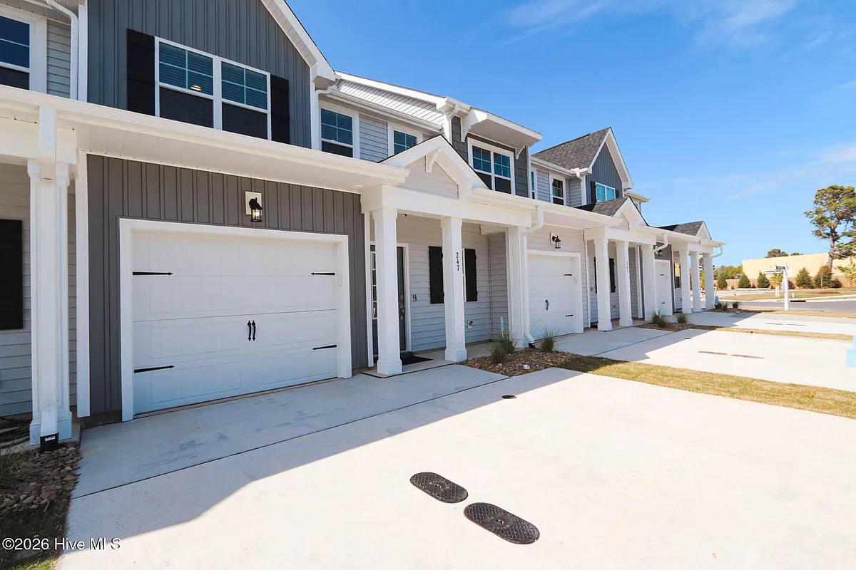 Building Photo - 247 Cline Way #113
