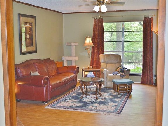4th image of 1436 Hideaway Ln W