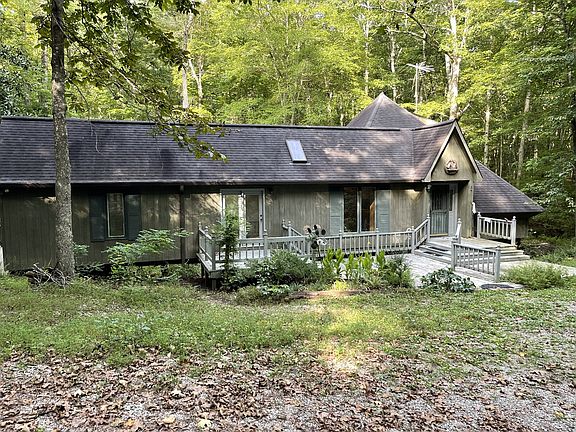 2nd image of 726 Dogwood Dr