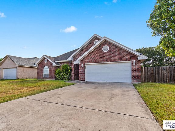 3rd image of 454 Palm Haven Dr