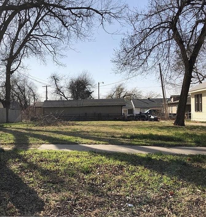 1st image of 1915 N McKinley Ave