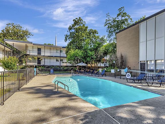 5th image of 3831 W End Ave APT 32