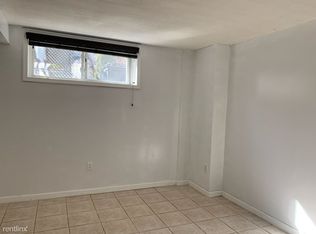 28 Anaconda St, Staten Island, NY 10312