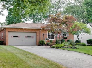 5004 Fairlawn Rd, Lyndhurst, OH 44124