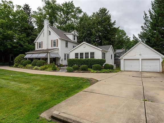 4th image of 1206 Colonial Pl
