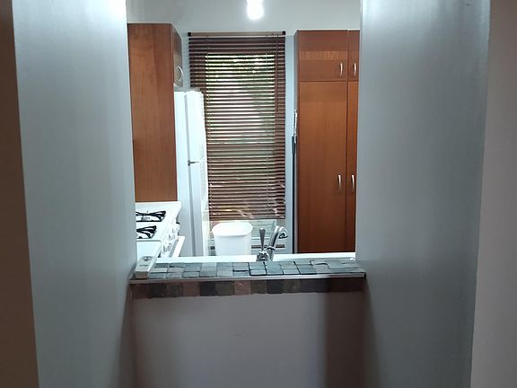 5th image of 148 Gay St #1