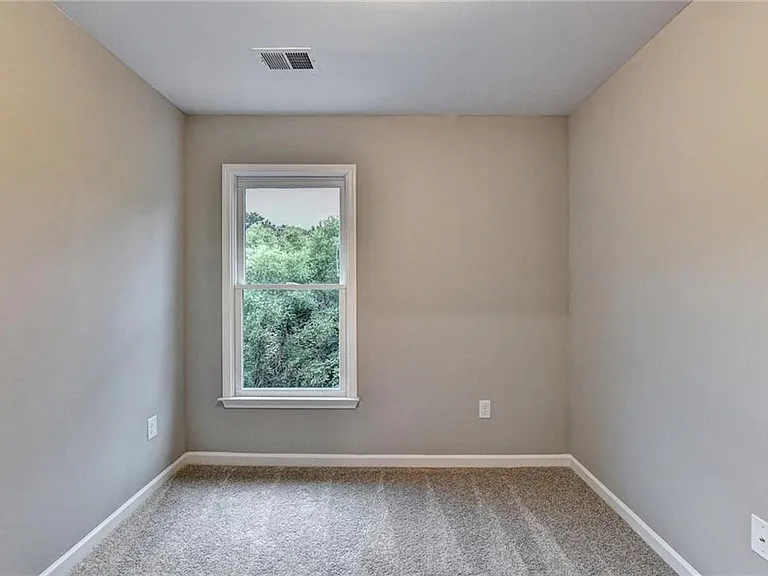 2776 Laurel Ridge Cir — Photo 40