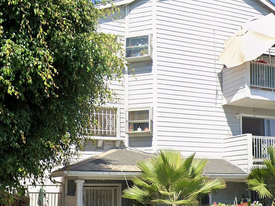 1st image of 775 Gardenia Ave APT 101