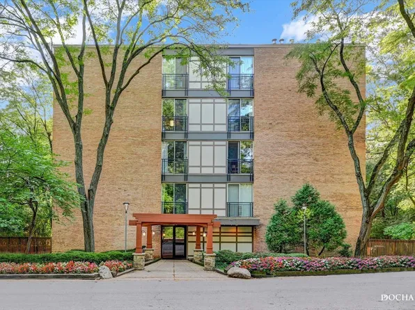 5800 Oakwood Dr Unit 4F, Lisle, IL 60532