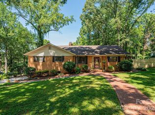 130 Pinehurst Ln, Newton, NC 28658