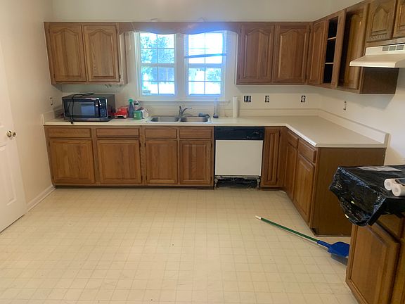 4th image of 124 Hidden Valley Dr