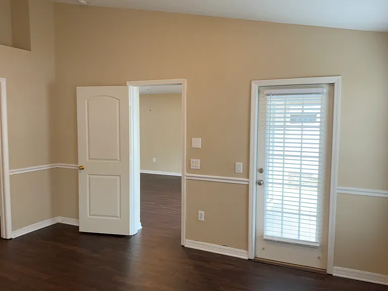 2740 Pankaw Ln — Photo 10