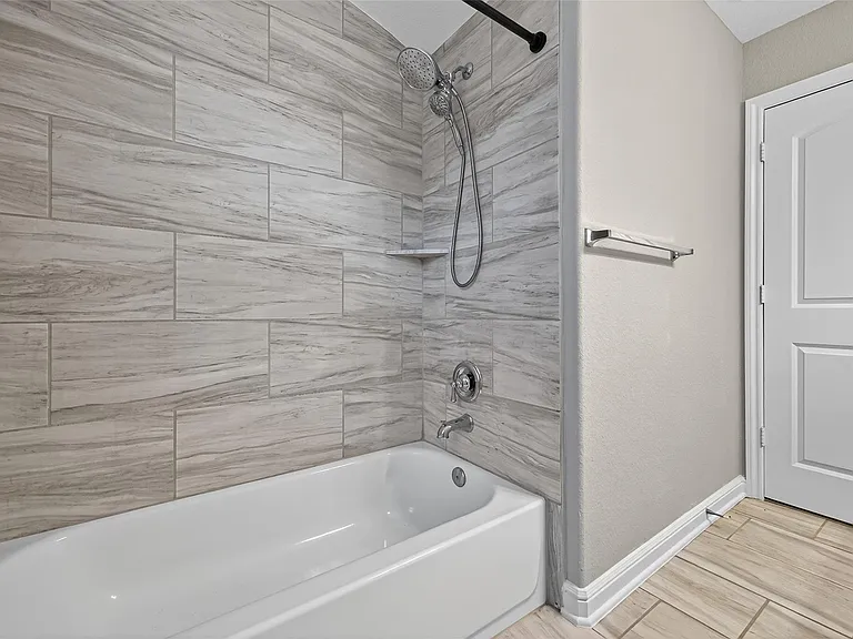 18914 Peralta Springs Ln — Photo 34