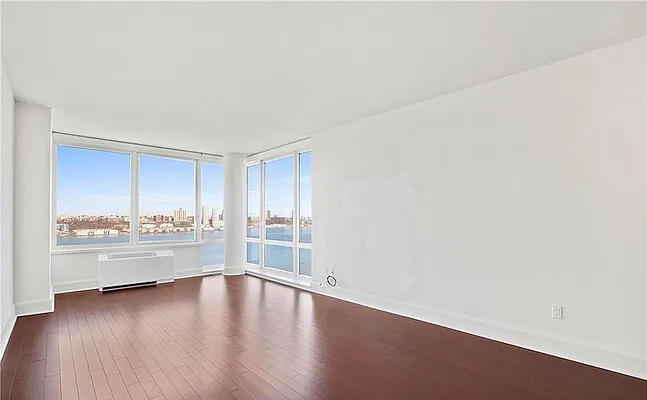 Rented by Compass | media 11