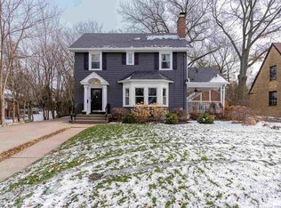 257 Fernwood Ave, Davenport, IA 52803