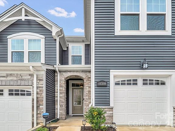 4th image of 11310 Bartrams Way
