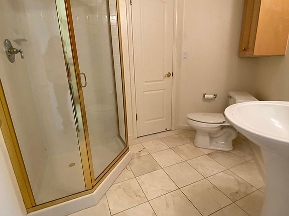 5th image of 18900 Bellgrove Cir