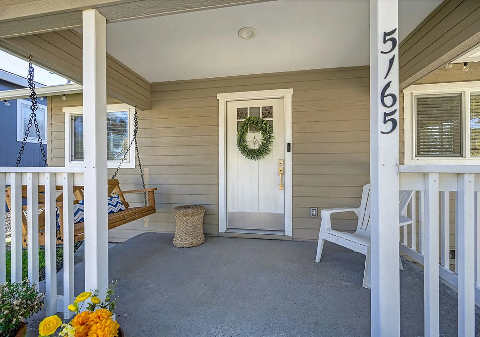 Beautifully Remodeled Home in Rocklin! — Photo 4
