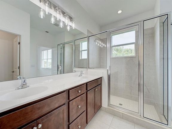 3rd image of 9075 Kingsmoor Way