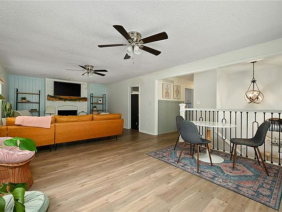 4th image of 506 NE Noeleen Ln