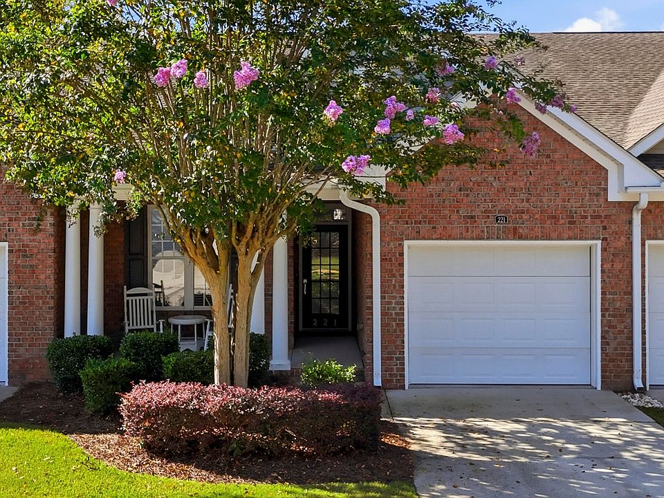 1st image of 221 Windchime Way