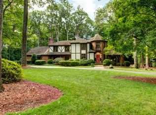 9121 Broadstone Rd, North Chesterfield, VA 23236