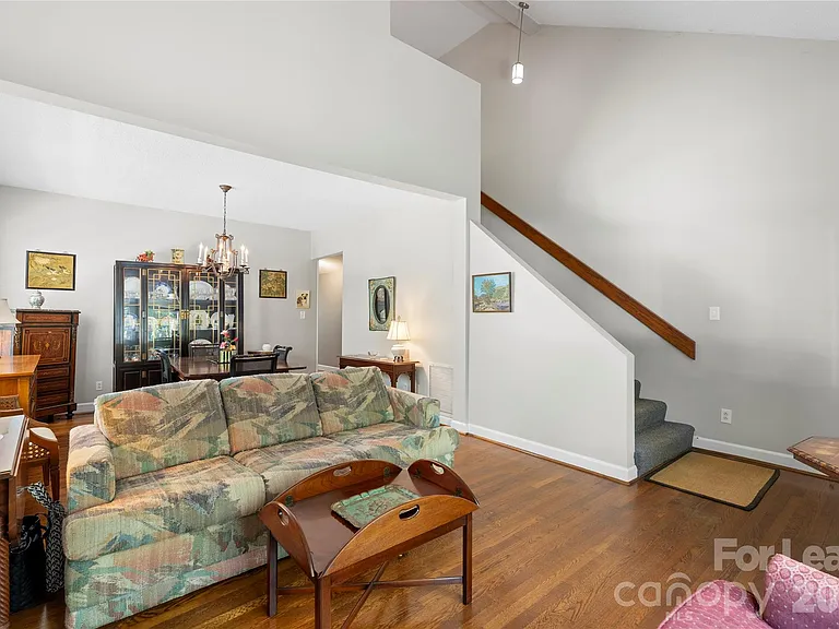 1610 Park Rd — Photo 5