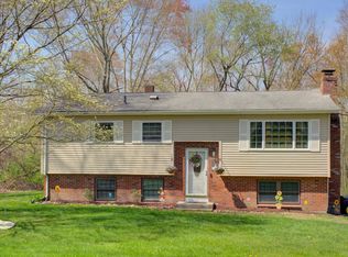 470 Roode Rd, Griswold, CT 06351