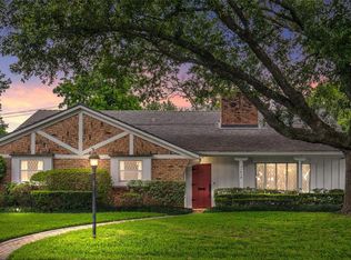 7919 Burgoyne Rd, Houston, TX 77063