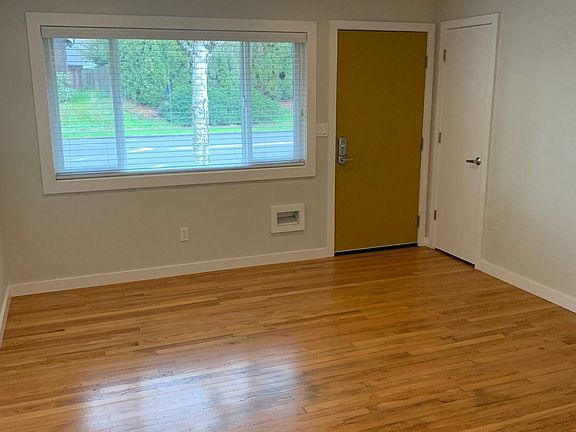 4th image of 7611 N Wall Ave #9350384