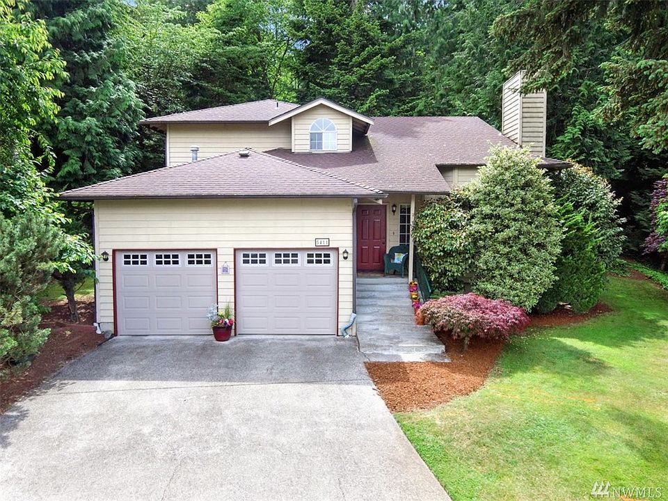 1st image of 5411 Lakeland Hills Way SE