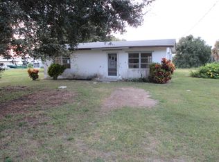 2085 Hunter Rd, Okeechobee, FL 34974