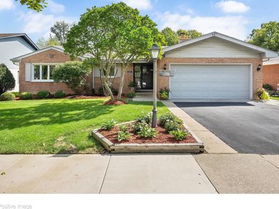 807 Mason Dr, La Grange, IL, 60525
