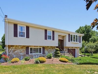 22 Fisher St, Attleboro, MA, 02703