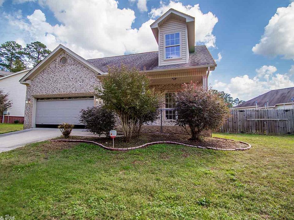 1st image of 1121 English Oak Dr