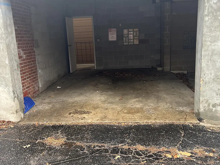 401 N Walnut St — Photo 26