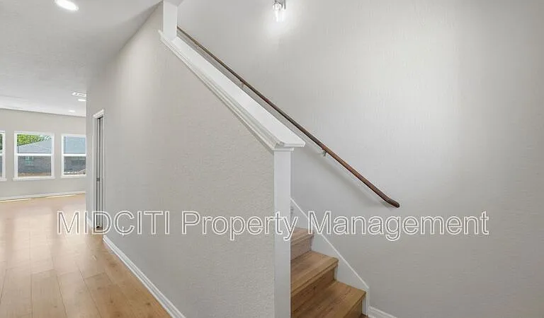 7210 John Palmer Dr #101 — Photo 17