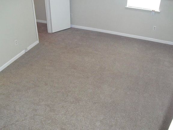 5th image of 1752 Fox Chase Ct SE