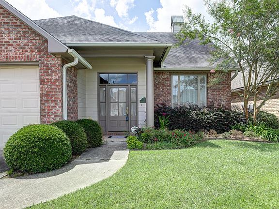 3rd image of 110 Kings Cove Cir