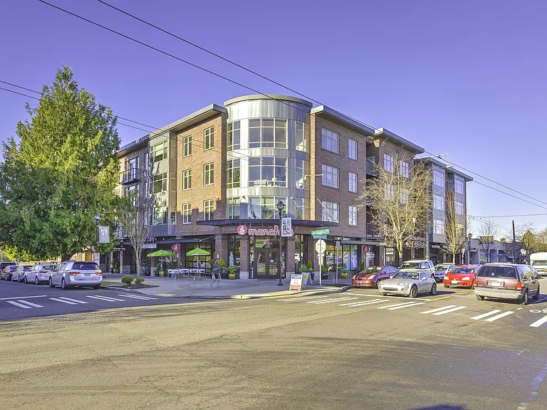 Queen Anne Collection — Photo 10