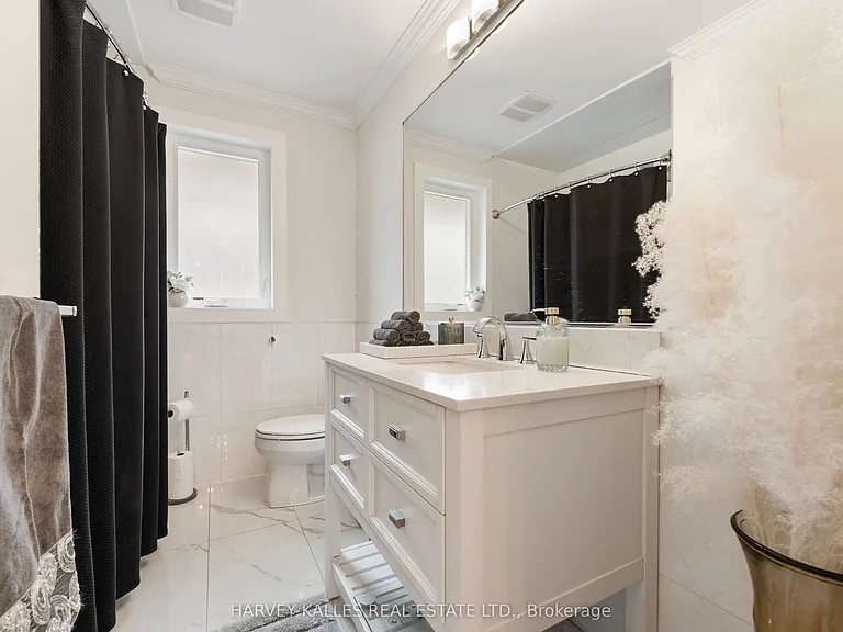 66 Westwood Ln — Photo 24