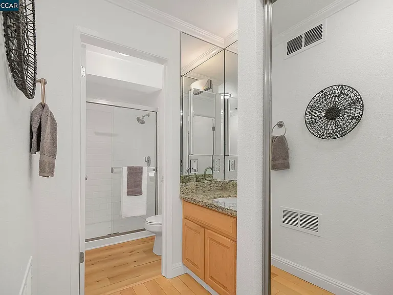 2530 Oak Rd #202 — Photo 15